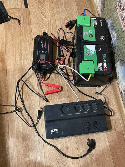 Зарядна установка / станція / акамулятор  / інвертор