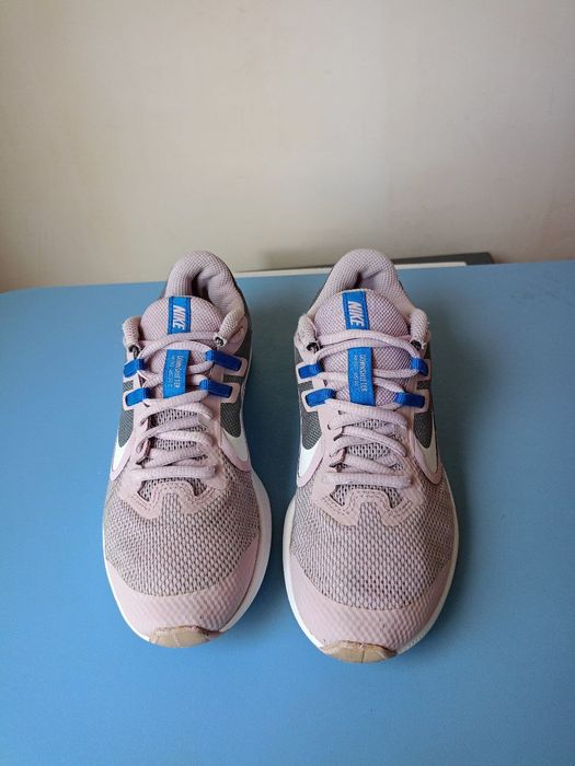 Кросовки Nike 35p мокасини хайтопи кросівки