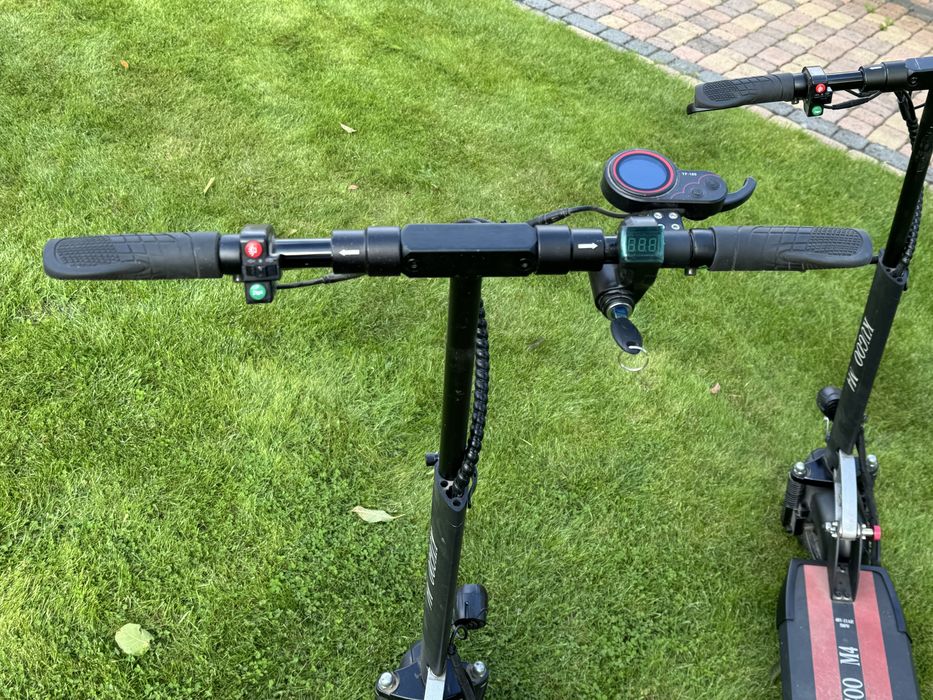 Hulajnoga terenowa elektryczna Kugoo M4 - jedna sztuka