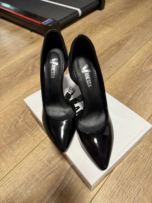 Туфли лодочки лакові шкіра на шпильці zara