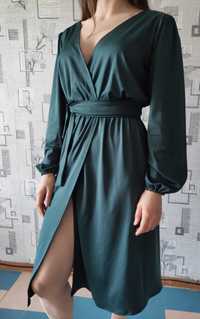 Сукня жіноча смарагдова