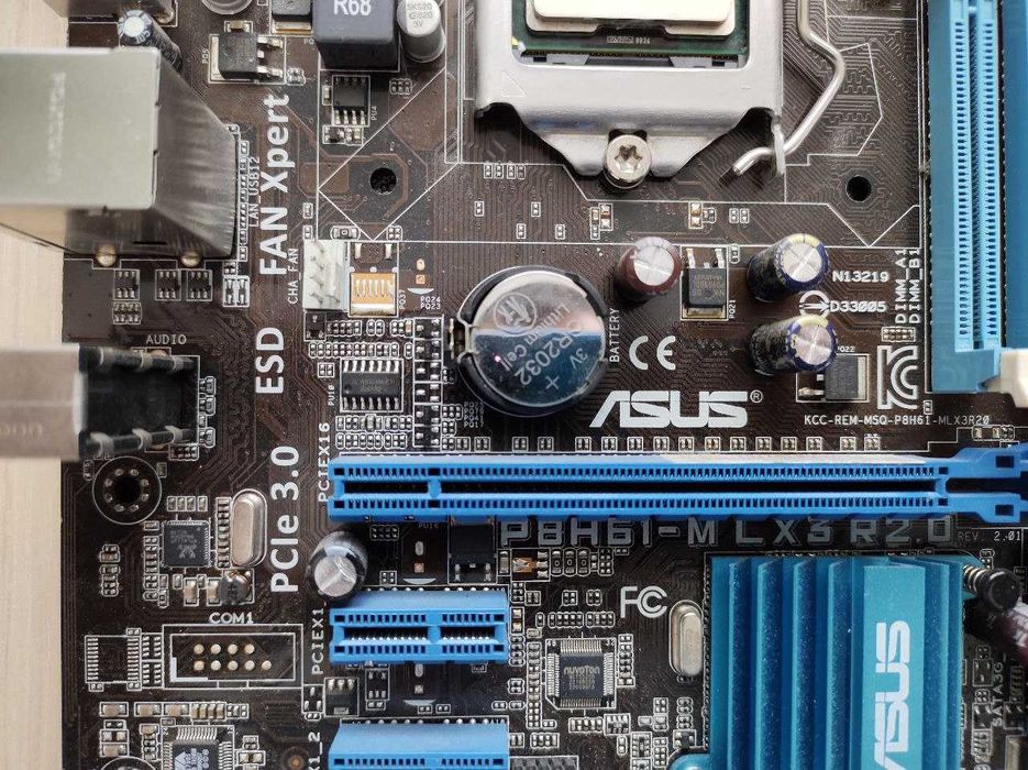 Материнська плата ASUS P8H61-M + процесор Intel Core i3-2120 3.3Ghz