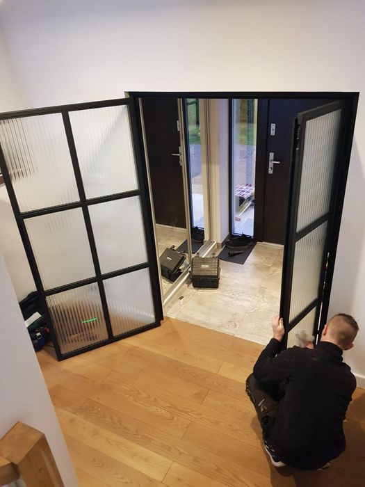 Stalowe drzwi ścianki szklane loftowe industrialne nowoczesna klasyka