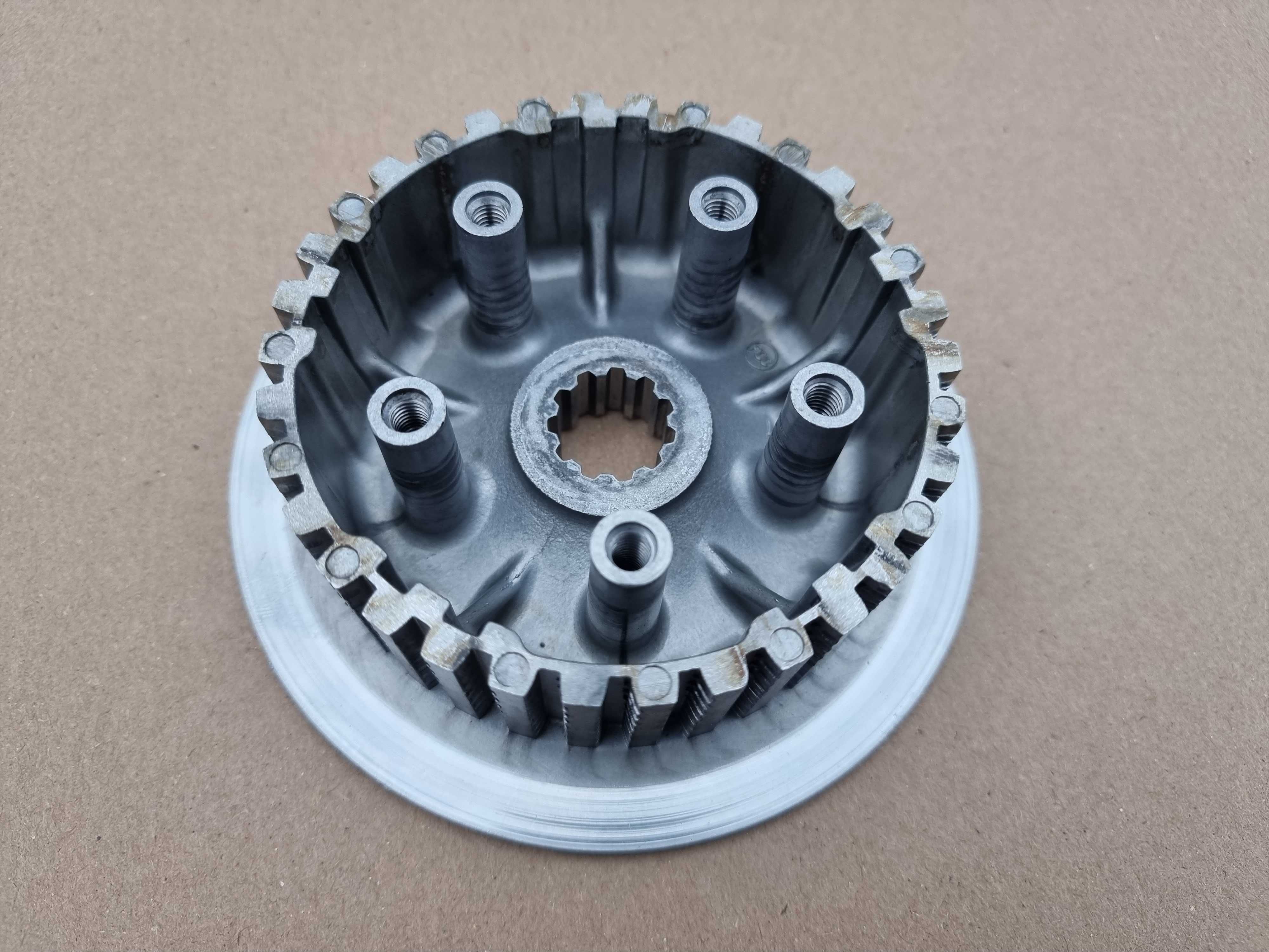 Wewnętrzny kosz sprzęgłowy Kawasaki KXF 250 r. 09 OEM