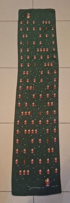 Szalik z świątecznym wzorem