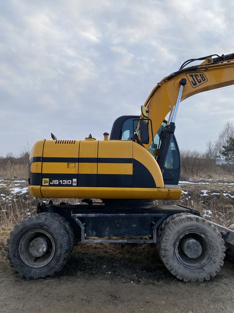 Екскаватор JCB JS 130 2009 рік.
