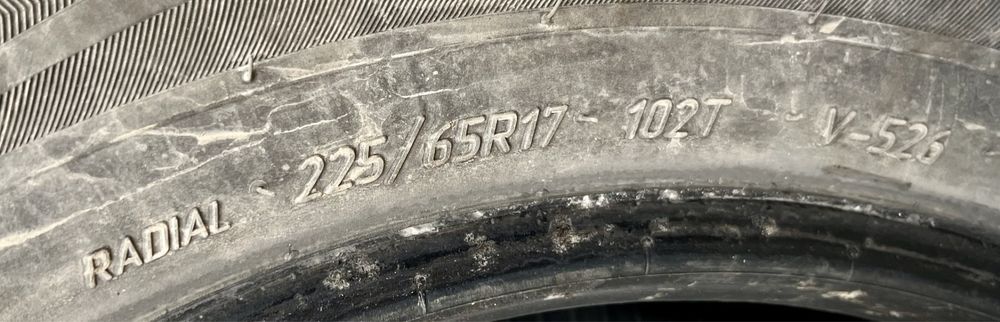 Зимние шины Viatti Bosco S/T V-526 225/65 R17 102T