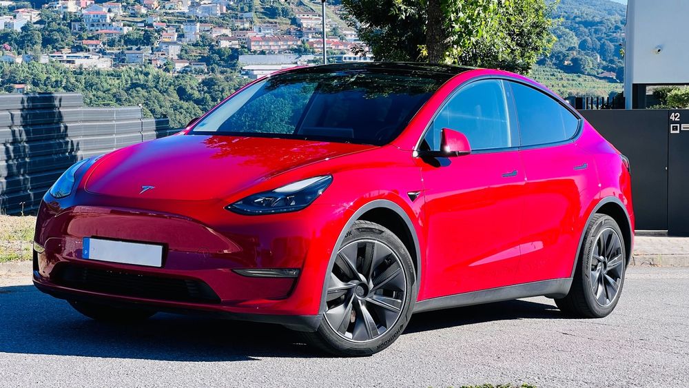 Tesla Model Y Long Range Tração Integral