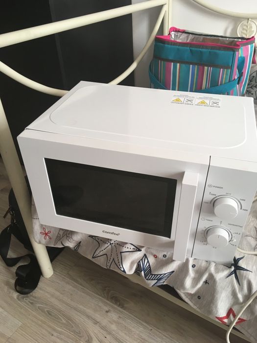 Mikrofala Midea Comfee