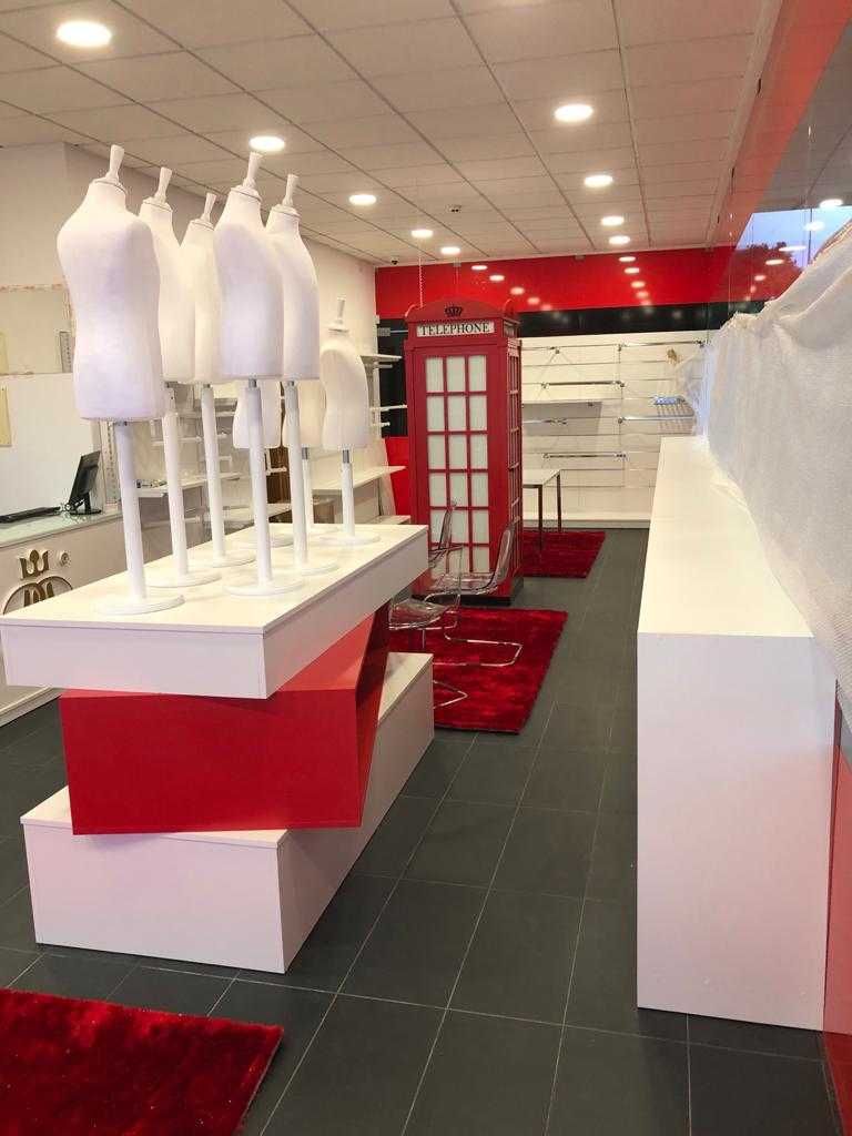 Móvel provador cabine telefónica+movél manequins