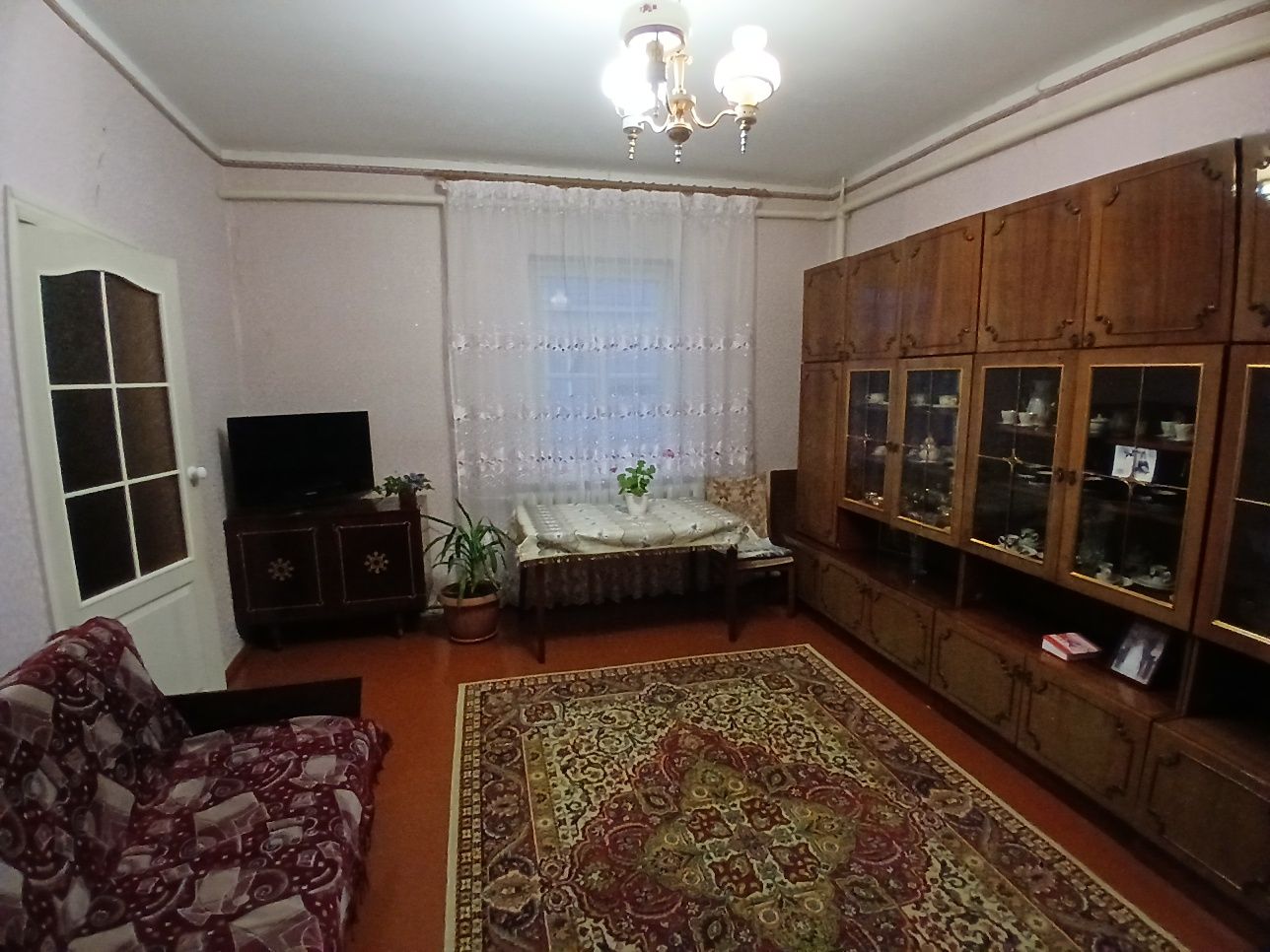 Продається будинок у м. Глухів, площею 89 м² з літньою кухнею