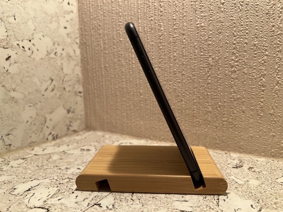 iPhone 11 64Gb black