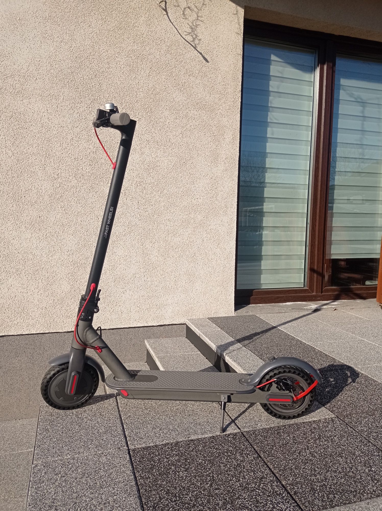 Hulajnoga elektryczna Fast Wheels PRO