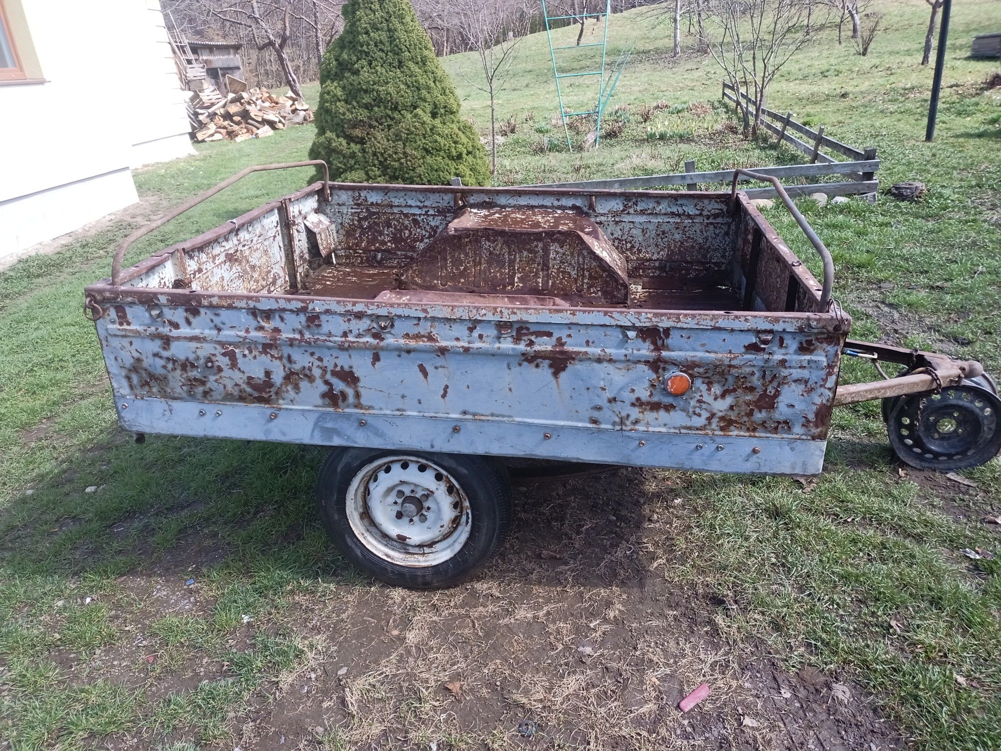 Прицеп легковий з документами причіп до авто на рейсорах