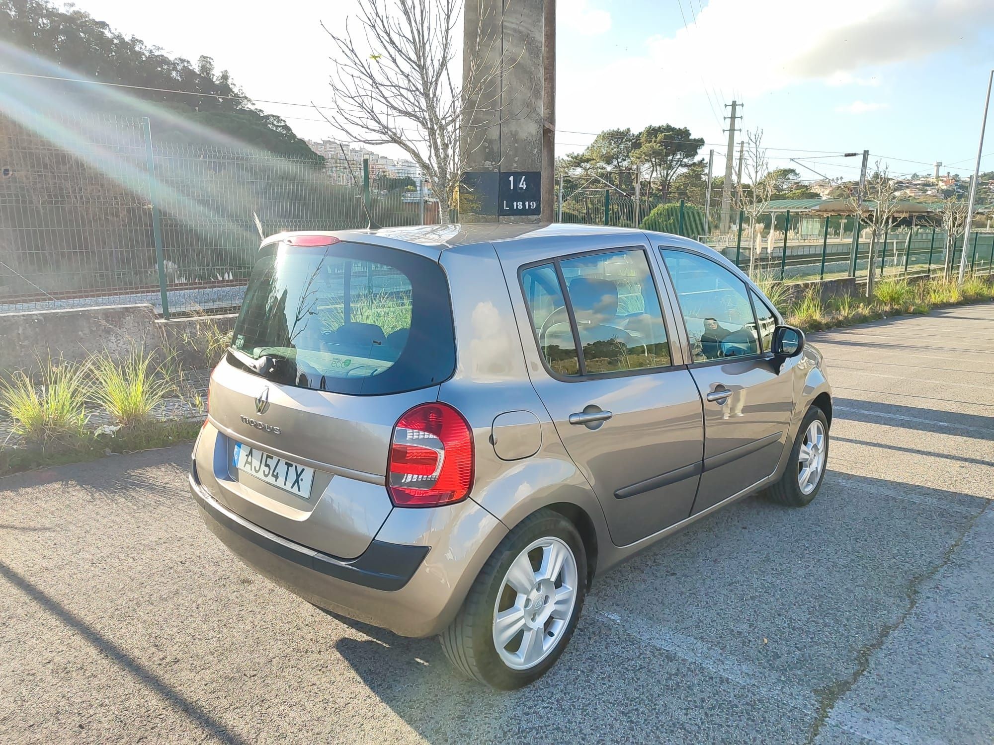 Renault Modus 1.2 16v 2010