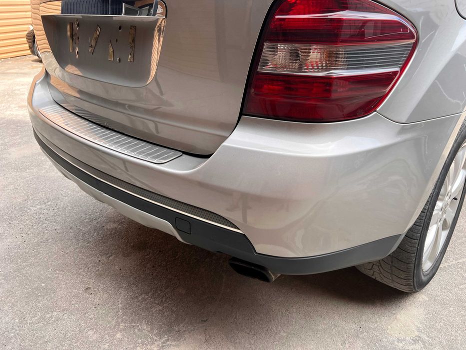 Задний бампер Мерседес ML W164 задній бампер МЛ 164 Дорестайл