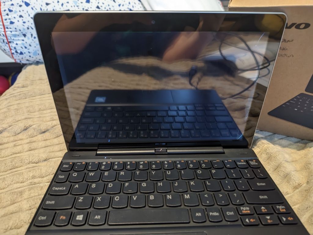 lenovo ideapad MIIX 300