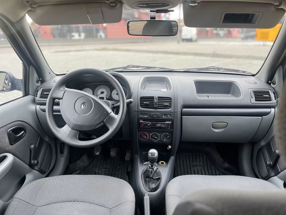 Renault clio 2008р