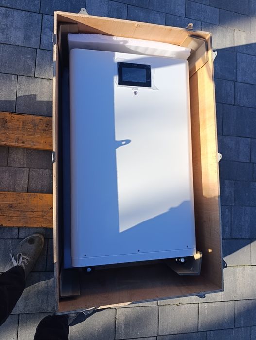 Magazyni 48v 314Ah 16-17kWh Bank energii Deye Sofar Browary Anenji in