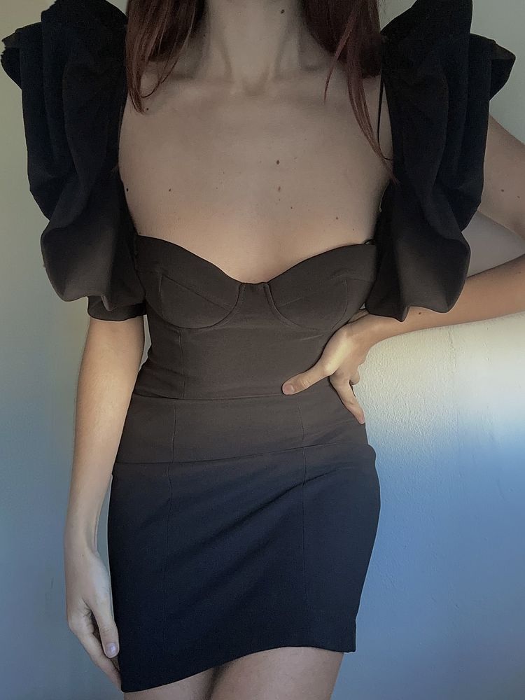 Vestido mini Zara novo preto com alças de volume