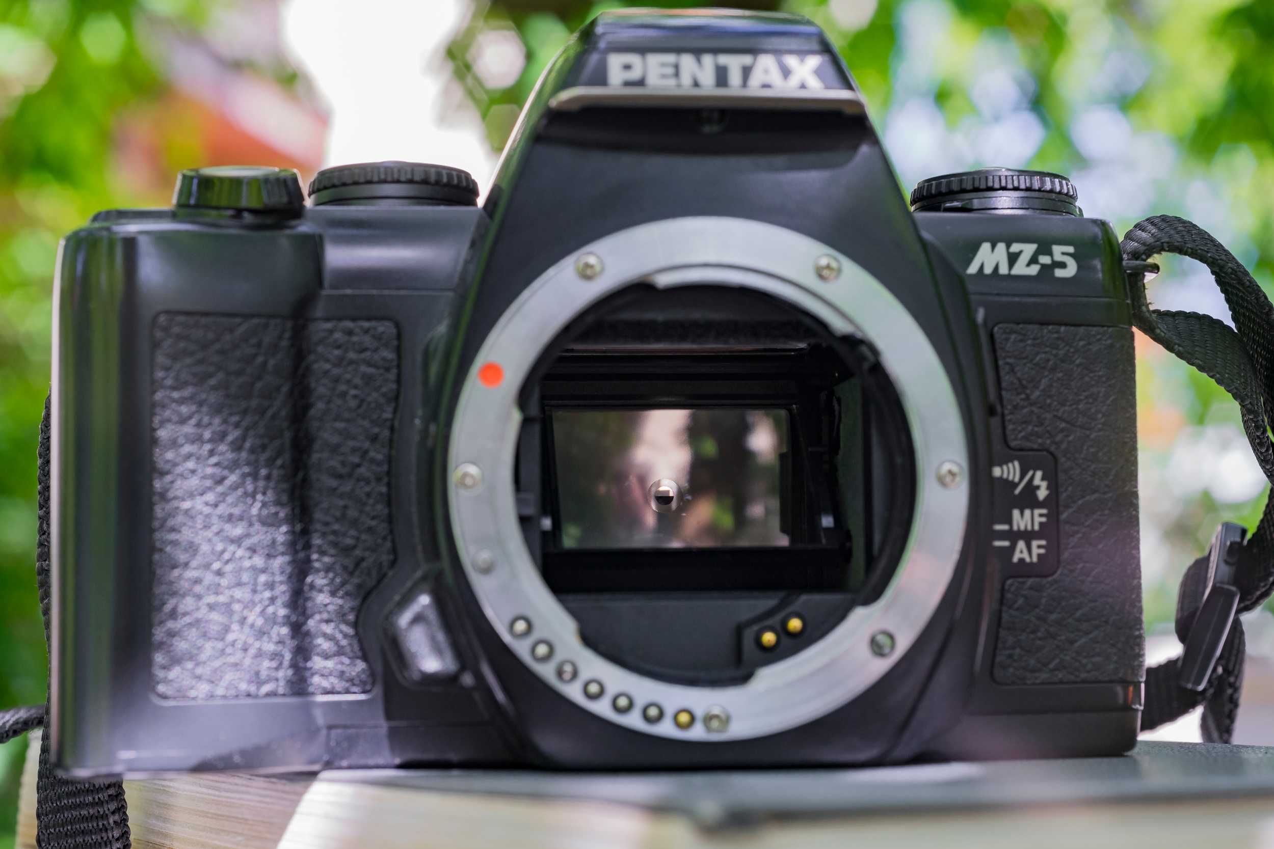 Pentax MZ-5 MF MOD + PENTAX-FA 50mm f2.8 Macro 1:1 PK aparat analogowy