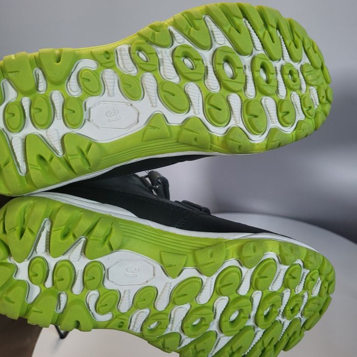 Buty zimowe dla chłopca r.31 na rzep ocieplane kozaki dinozaur