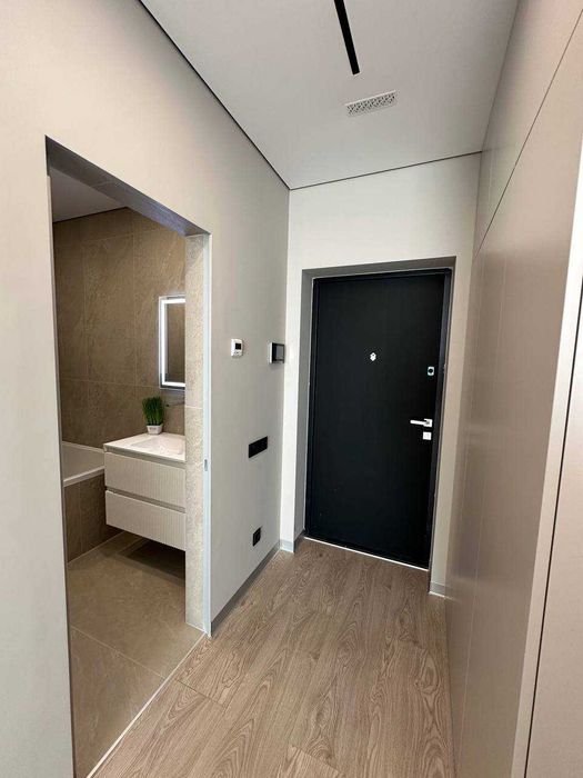 Оренда видової 1-кім квартири в ЖК "White Lines" вул. Васильківська 1