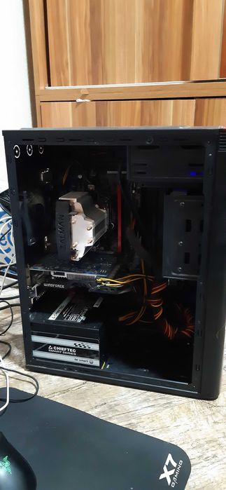 Продам ПК, Комплектом: Монитор, клавиатура, мышка (Samsung, Razer)