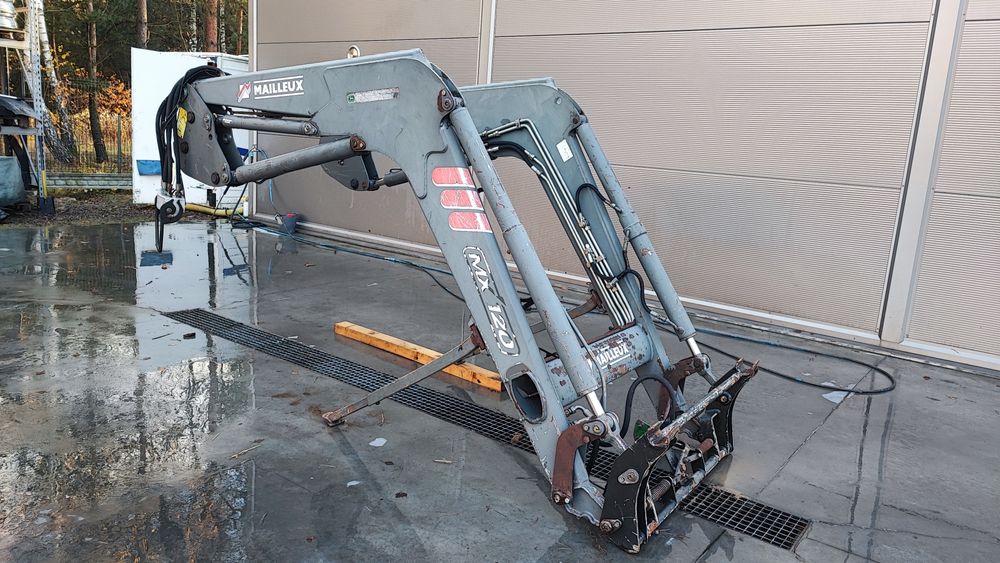 Ładowacz czołowy Mailleux MX 120 sprowadzony