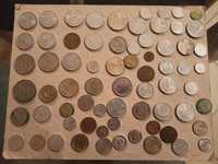Zabytkowe stare monety i banknoty z różnych krajów