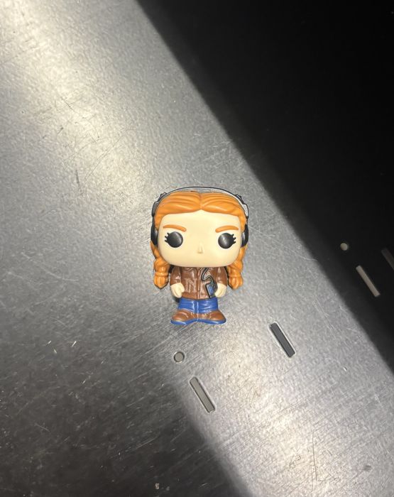 Figurka funko pop kinder joy Stranger Things Max