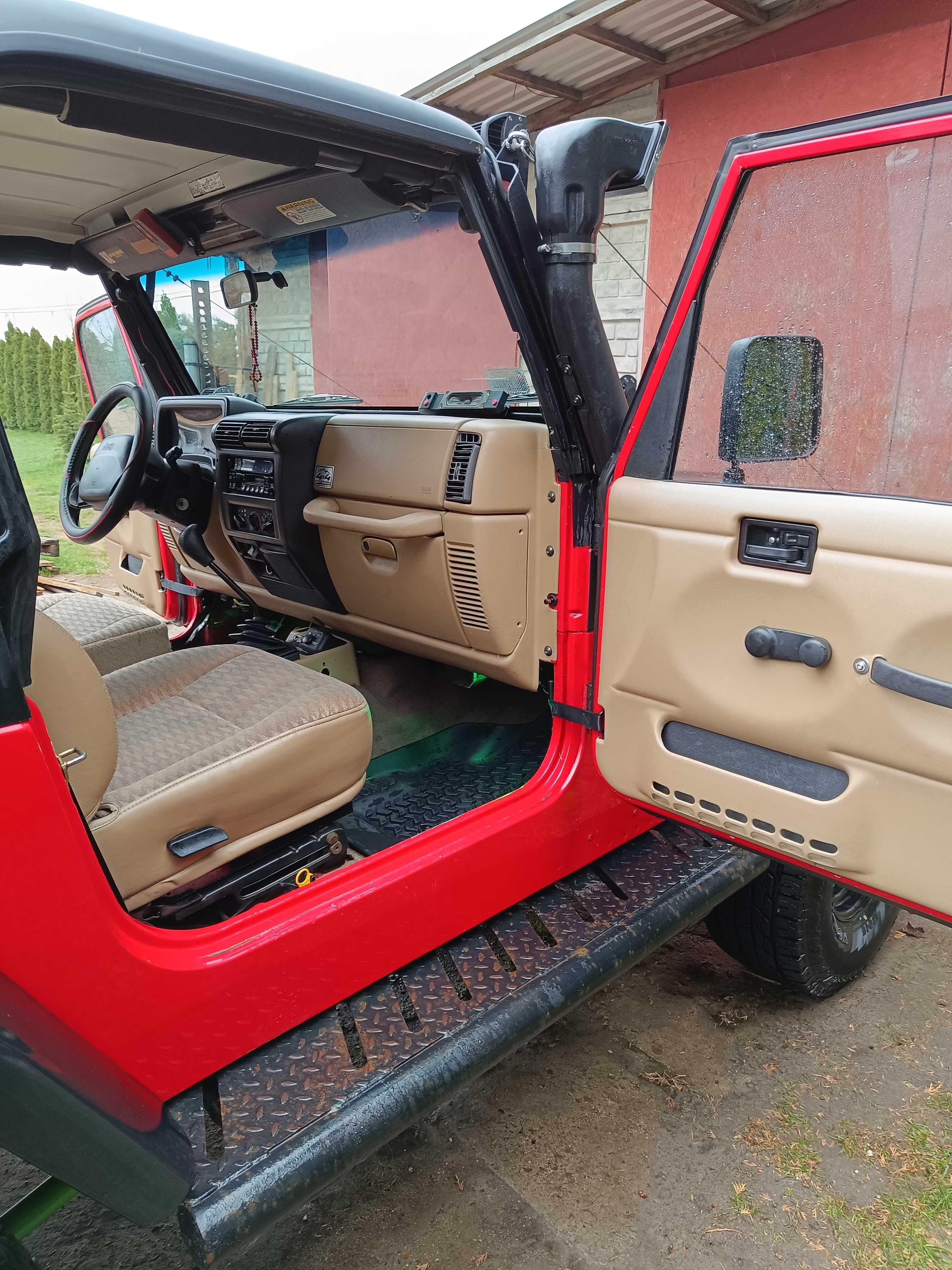 Terenowy 4x4 Jeep wrangler tj Polski salon 4.0. LPG