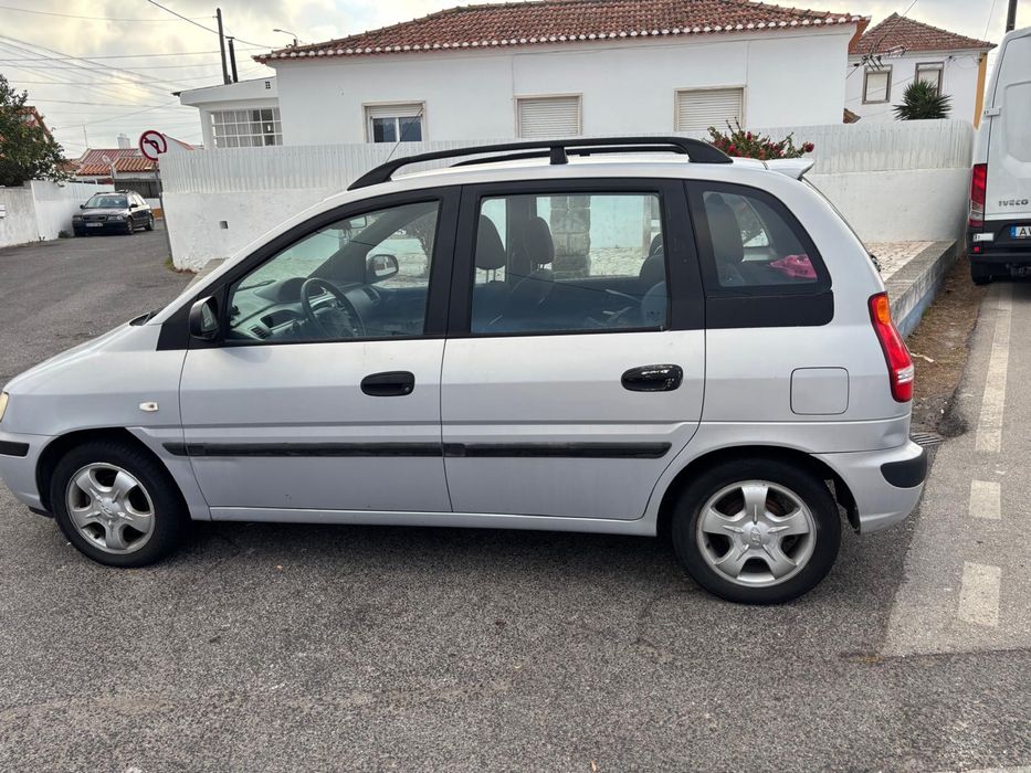 Matrix 1.5 CRDI modelo 2001, gasoleo.