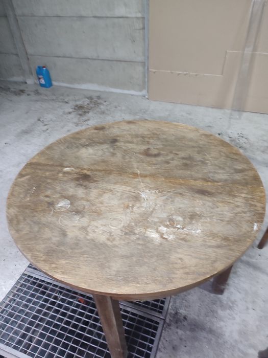 Stół PRL okrągły z krzesłami