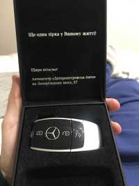 Оригінальний ключ Mercedes Benz