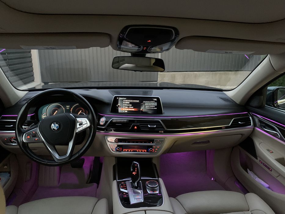 Автомобіль Bmw 750l xd G12