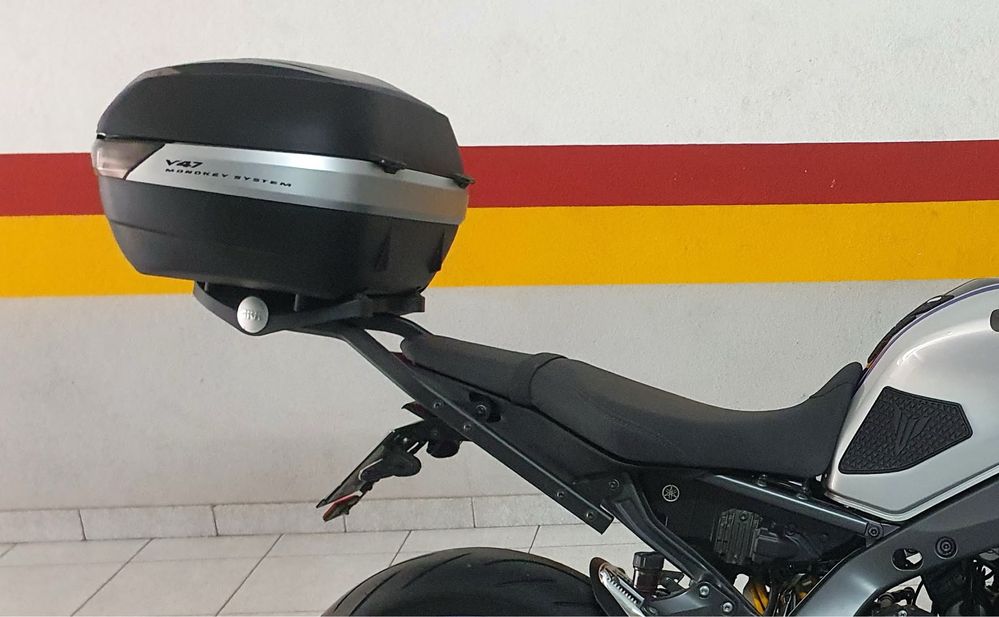 Givi V47 top case para mt09 2021/2022/2023