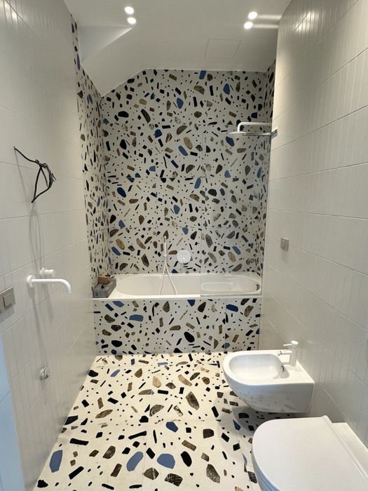 Плиточник,плиточник,ремонт,укладка.