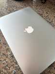 MacBook Air 13” (2017) – i5, 8GB RAM, 128GB SSD