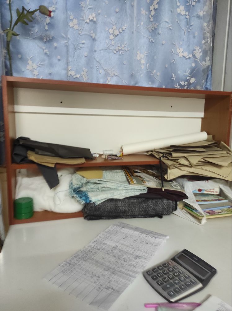 Стіл для крою, кроільний стіл, полиця настінна, полочка