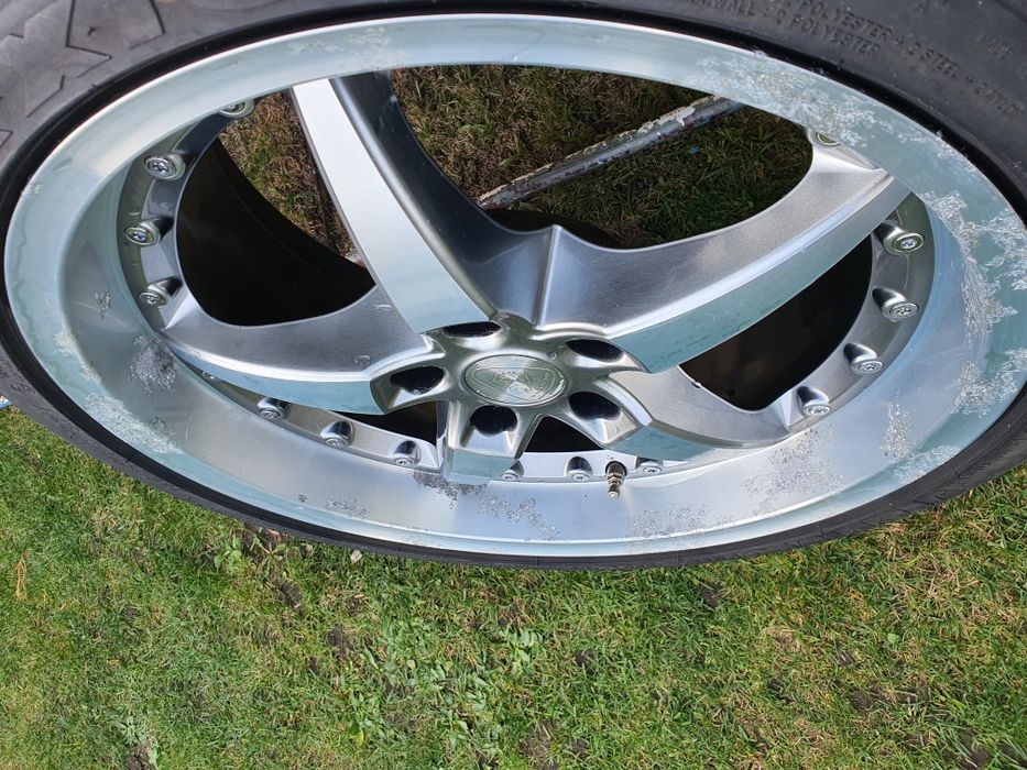 Komplet felg Aluett 18" felgi 5x112 et32 z rantami opony 2 szerokości
