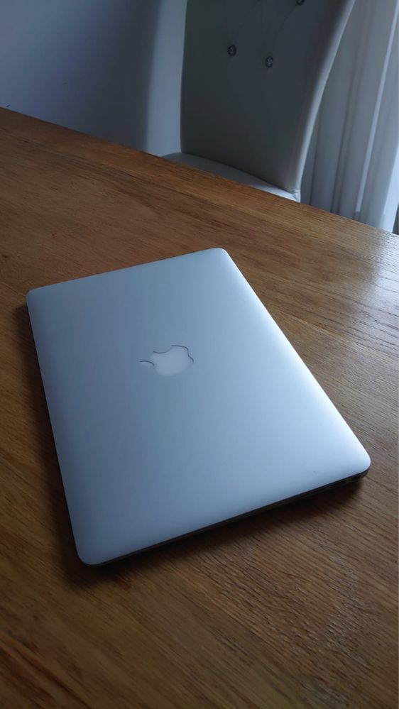 Apple Macbook 13 air