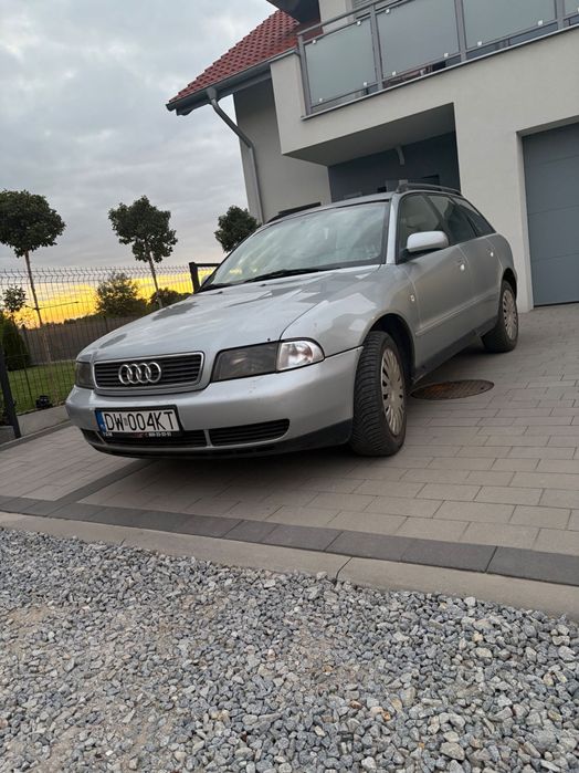 Audi a4 1.9 tdi 1998 rok