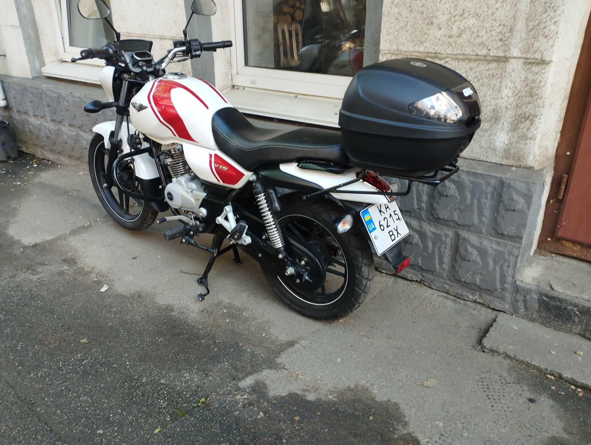 Мотоцикл Bajaj V15 2018 (Vikrant)