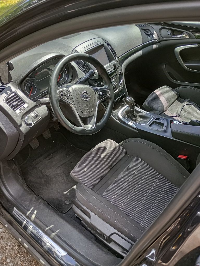 Opel Insignia 2015.