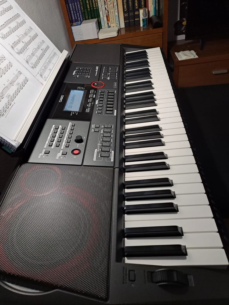 Teclado Casio CT-X5000