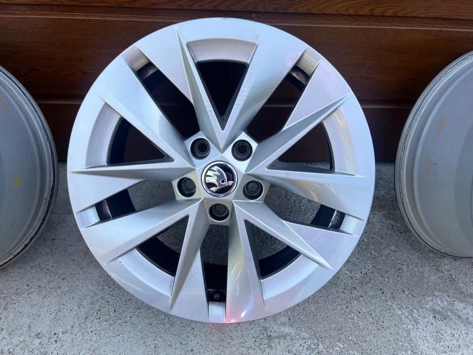 Felgi Skoda Octavia 4 17”  Ronal 5x112