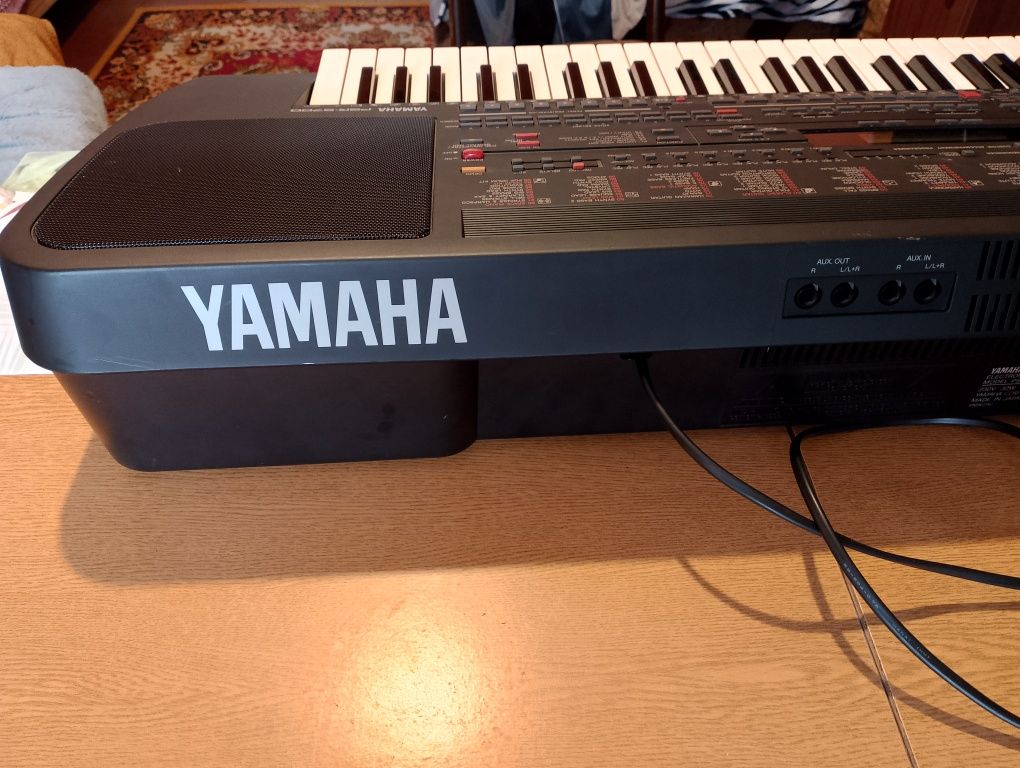 Yamaha psr 5700 keyboard