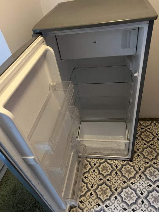 Lodowka mpm sprawna symboliczne 50 zł