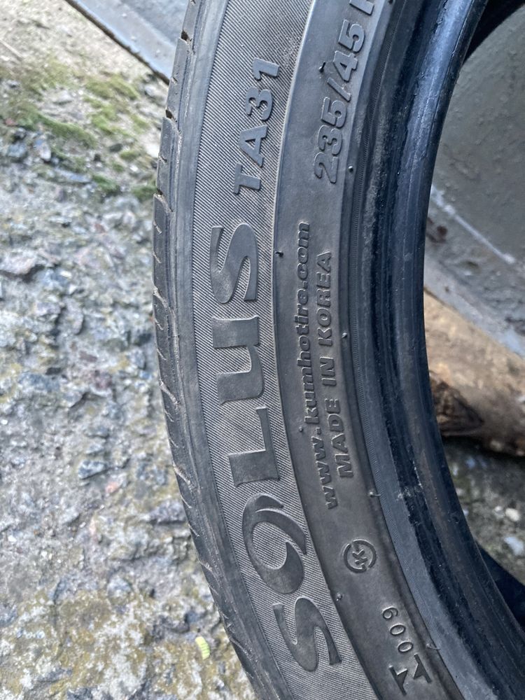 Kumho Solus TA31 235/45/18